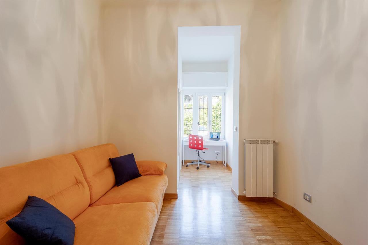 Apartment Seaside Roomy